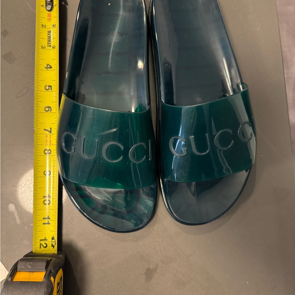 Gucci Emerald Slide Sandals, size 11 - Picture 2 of 8